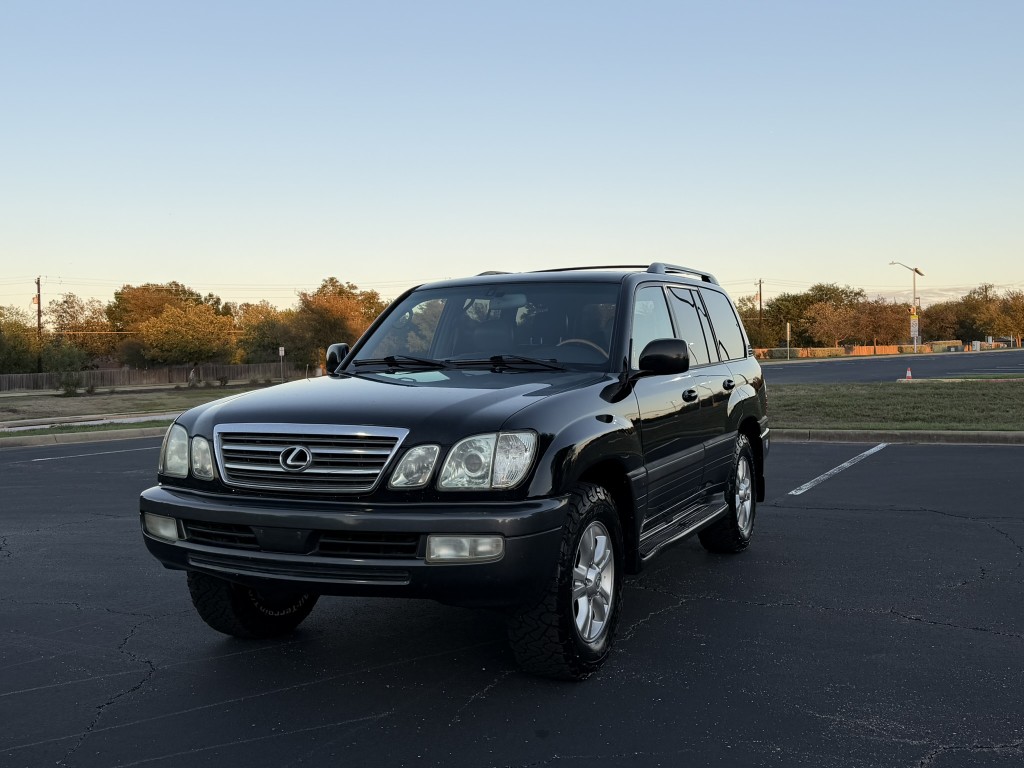 2004 Lexus LX 470