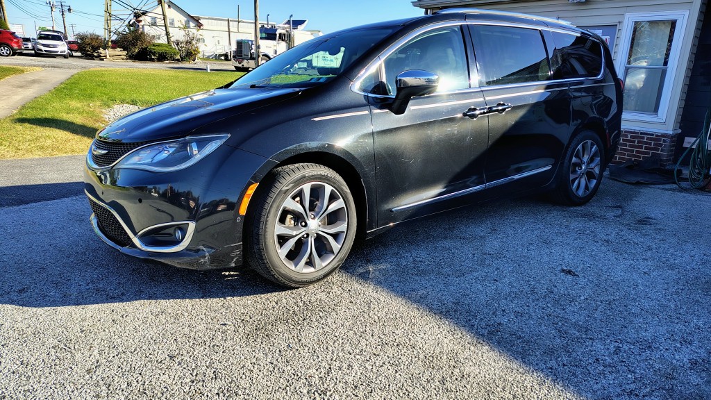 2017 Chrysler Pacifica