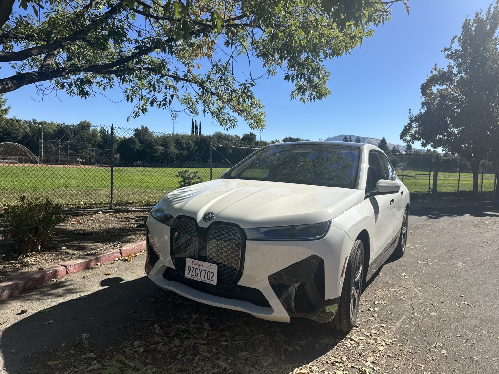 2024 BMW iX