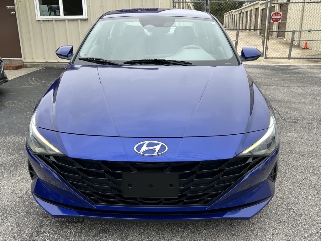 2021 Hyundai Elantra SE