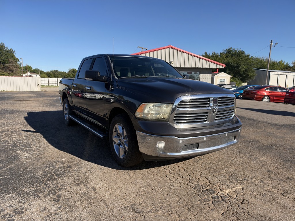 2015 RAM 1500 Pickup