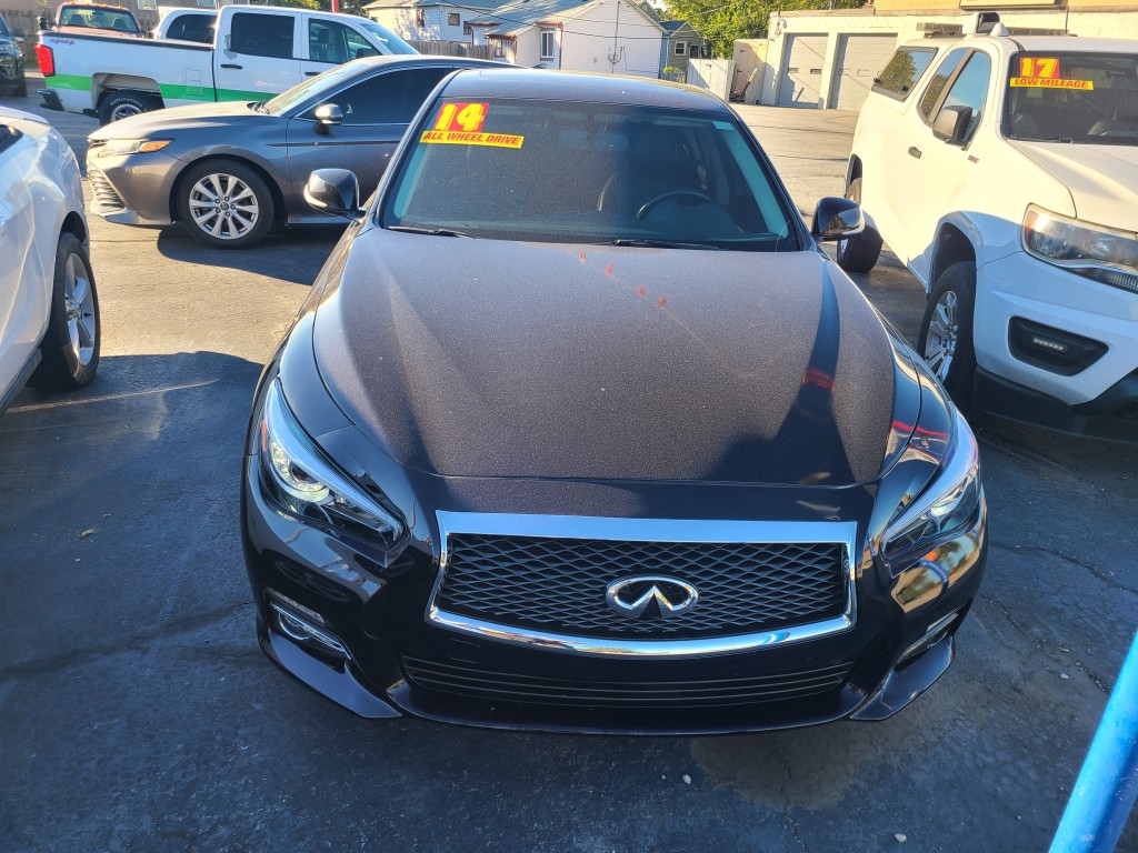 2014 Infiniti Q50