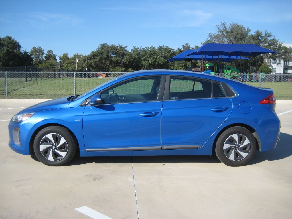 2017 Hyundai Ioniq Hybrid