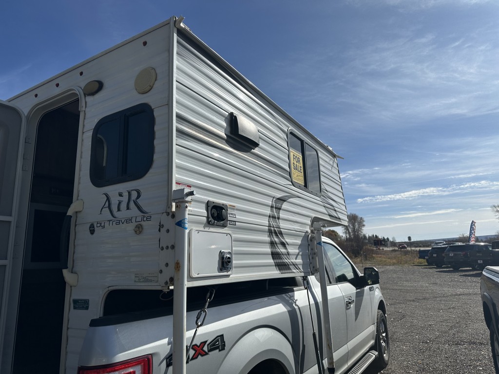 2019 TRAVEL LITE AIR